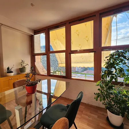 Urban Rustic In Blloku Area Тирана